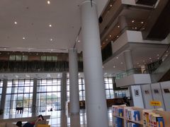 -海事大学图书馆(临港校区)