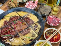 -正南齊北重庆老火锅(光华村直营店)