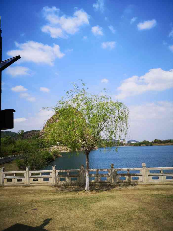 寿桃湖风景区