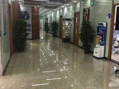 -茂菊口腔连锁(浦东南路店)