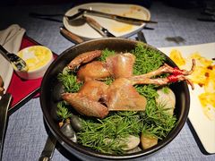 -弦月窗LUNETTE BY AMANDA(复兴路店)