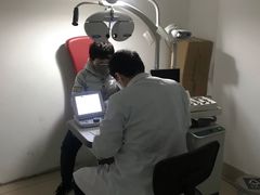 -上海大学附属上海和平眼科医院