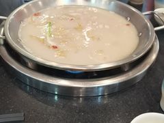 -老来福·非遗酸汤兔(凯旋路店)