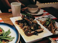 -胡桃里民谣酒馆