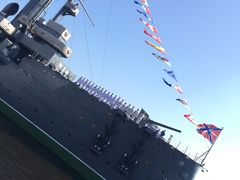 -阿芙乐尔号巡洋舰