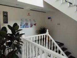 -痘博士昆明·国际祛痘领跑品牌