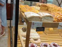 -BROAD面包路·欧式面包(龙湖时代C馆店)