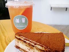 -有猫主题·治愈系猫咖(曾厝垵店)