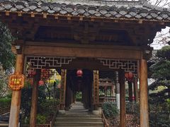 -绳金塔