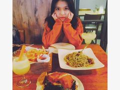 -Geneva日内瓦餐厅(西郊宝成花苑店)