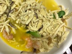 -赶海部落海鲜城(海阳路店)