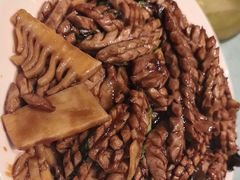 -泉畔人家·老济南经典鲁菜(大明湖店)