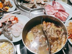 -金滏山烤肉·海鲜·火锅自助餐厅(襄阳万达店)