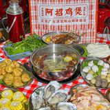 哇！这家生意也太好了吧！老板你是怎么做到的？