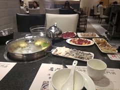 -名门潮牛·鲜牛肉海鲜火锅.烧烤自助餐厅(诚丰广场店)