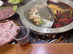 -重庆故事姊妹老火锅(财经学院店)