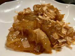 脆葱烧烩牛蹄筋-北京王府井希尔顿酒店·秦唐中餐厅Chynna