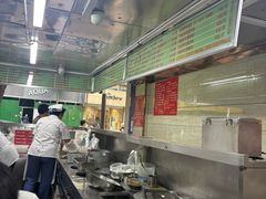 -芳婆糕团店(王府大街店)