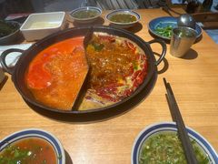 -三个四川人火锅(华联商厦店)