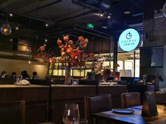 大堂-Carbon莫卡哆·意大利复古集市餐厅(杭州大厦店)