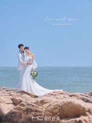 -现代经典婚纱摄影