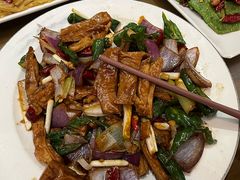 -鲁南仔·滕州炒鸡(经三路店)