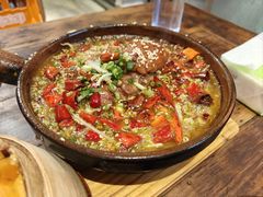 -有红鸡毛店·砂锅菜(抚琴夜市店)