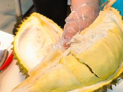 -领鲜活海鲜榴莲自助火锅(东门店)