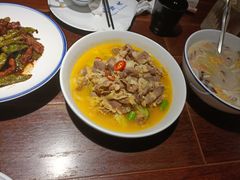 酸辣金汤肥牛-大牌大·传统杭帮菜(湖滨店)