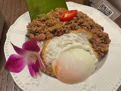 -CowCow其其·牛杂咖啡公司(六运店)