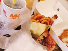 -麦当劳(汉口火车站候车室店)