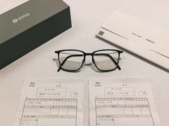-三目眼镜·蔡司视觉合作店(青浦宝龙店)