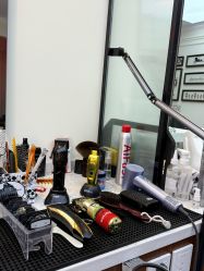 -理昂男士理发店 Barber shop