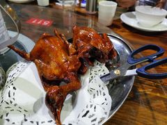 红烧乳鸽-石岐乳鸽村(南海第三分店)