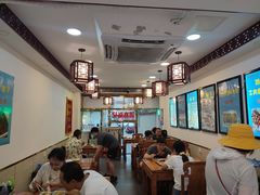 大堂-张记炸串肠粉
