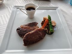 -广州塔卢特斯法国旋转餐厅