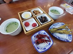 -百年老字号·观振兴蟹黄面·三虾面·苏式面(观前街富仁坊巷店)