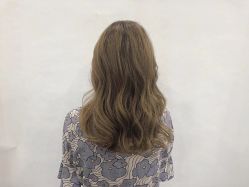 -MYYF SALON烫发染发