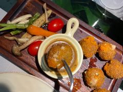 -春树下·树屋花房西餐厅(罍街AS1980店)