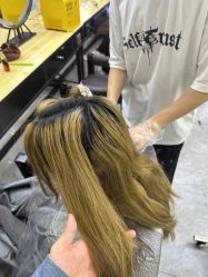 -藤野造型烫发染发