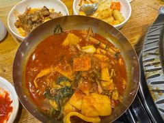 -喇喇排骨火锅·传统韩式脊骨汤(望京西园总店)