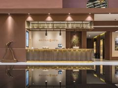 -上海虹桥中心爱琴海亚朵S酒店