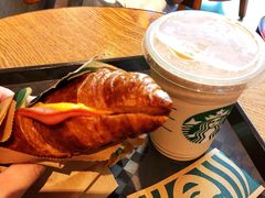 香草风味拿铁-星巴克(中远两湾城店)