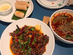 -一坐一忘云南菜(嘉里中心店)