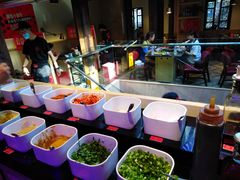 自助调料区-热火朝天鲜切牛肉火锅(南强街巷店)