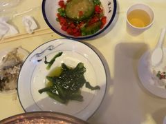 -霄汉牛三鲜湖北砂锅菜(万松园2店)