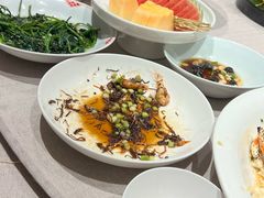 -品悦酒店(三林古镇店)