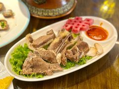 手抓羊肉-吉祥圣雪藏餐