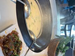 -陈大锅·岳阳鱼馆·地道岳阳菜(美食街店)