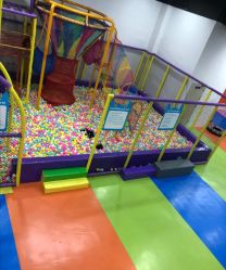 -蹦贝运动中心·蹦床·攀岩·闯关(龙岗店)